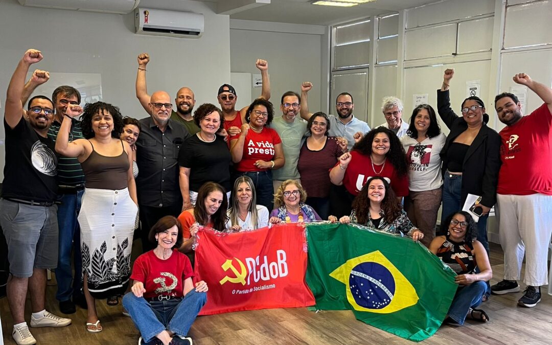 PCdoB-DF elege Comissão Política e o novo secretariado